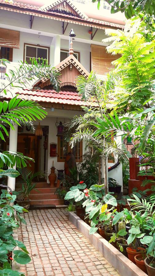 Heavenly Homestay Kochi Exterior foto